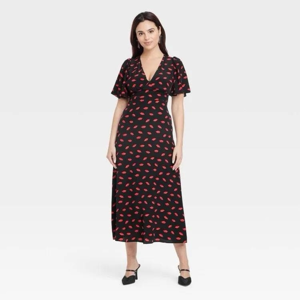A New Day Women's Short Sleeve Maxi Sundress in a black & red lip print